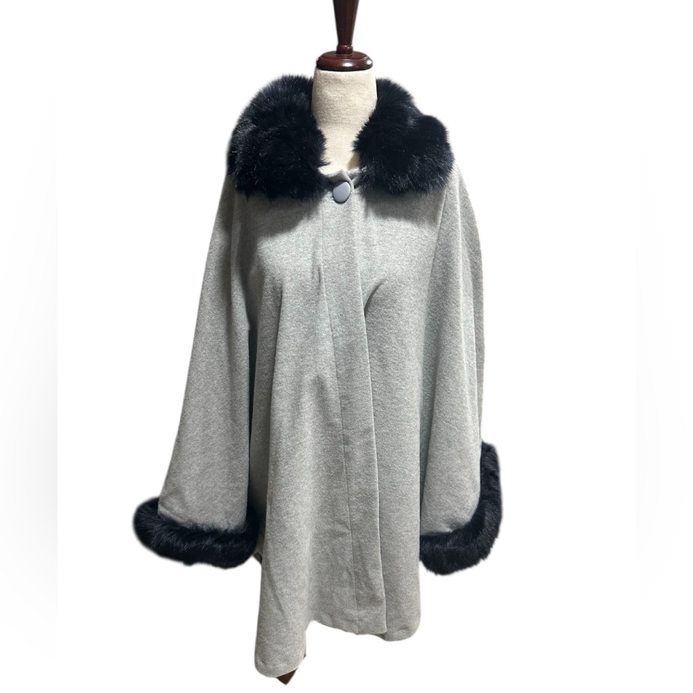 Faux Frenzi by Dena Gray Cape